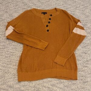 American Eagle Mustard Henley Sweater Size Small Long Sleeve Knit Top